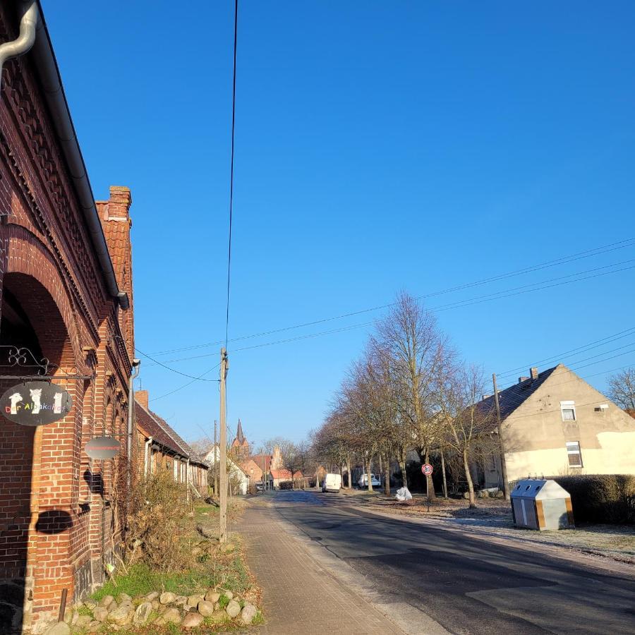 Maerchenhaft Urlauben Auf Dem Alpakahof Lägenhet Rambow Exteriör bild